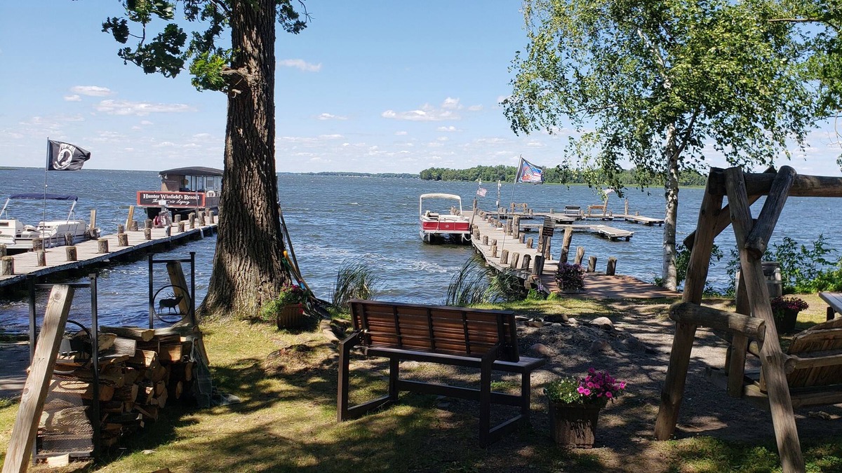 Isle Cabin | Bayview Cabin on Mille Lacs Lake at Castles Resort