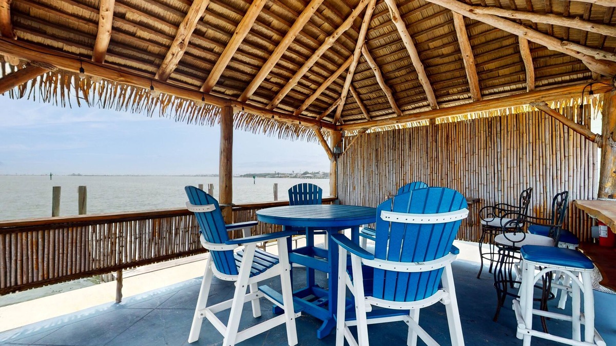 Key Allegro Condo | Bayview condo with bayside deck, Wi-Fi, and outdoor pool