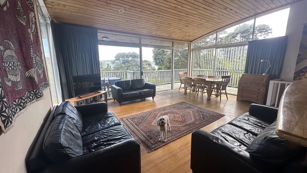 Raglan House | Bayview Crest, Raglan