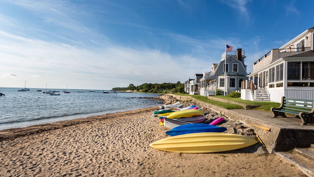 Dartmouth Cottage | Bayview Lookout Cottage/Beach Community