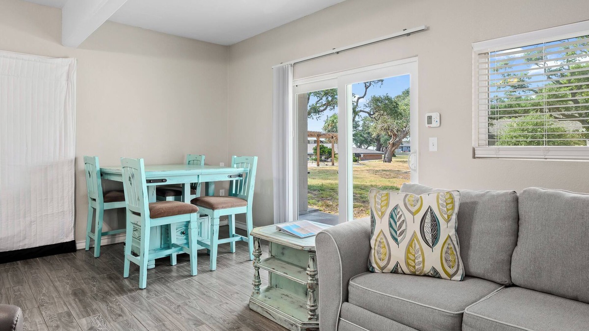Fulton Condo | Bayview Paradise | Dog Friendly + Pool & Pier Access!