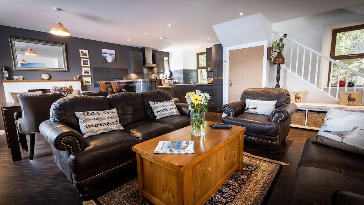 Achachork Apartment | Bayview, Quay Street, Portree