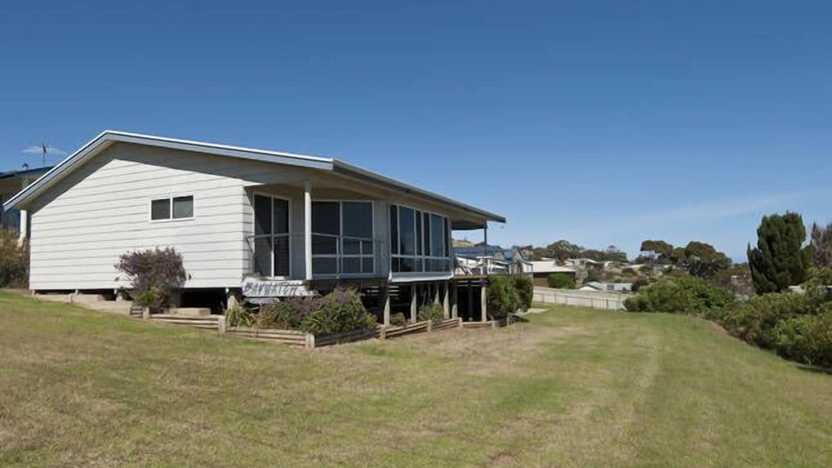 Penneshaw House | Baywatch Penneshaw KI. 8 Rapide drive Penneshaw