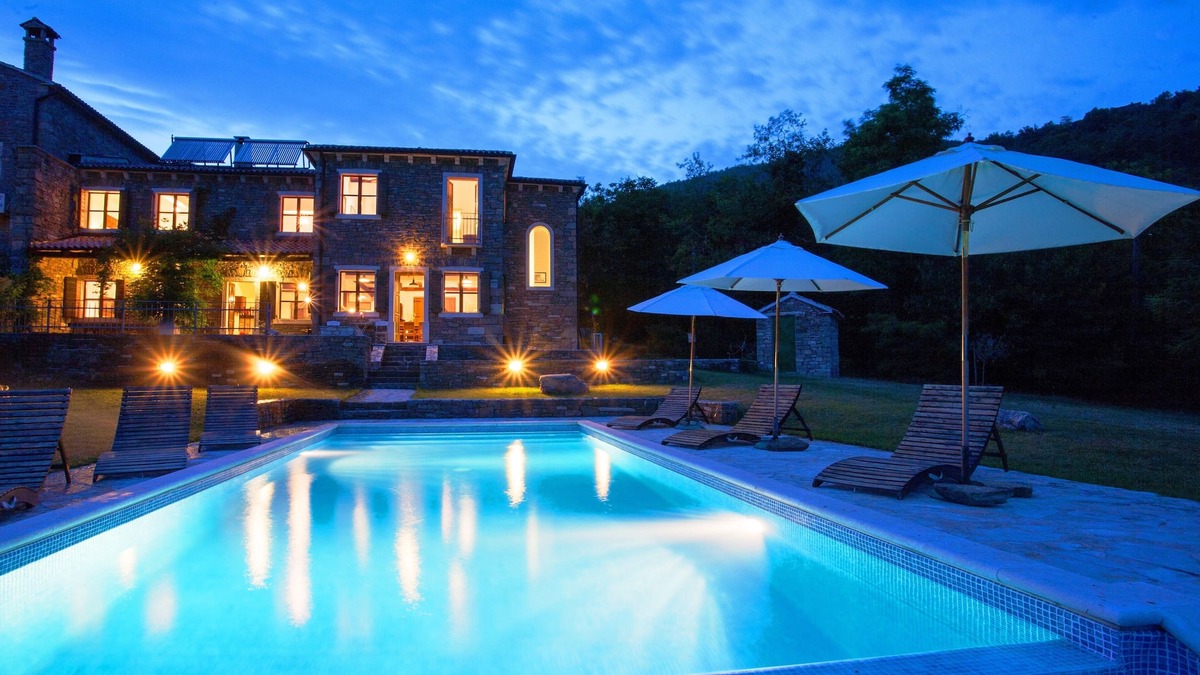 Livade House | Bazjaki: Beautiful stone villa in Istria with infinity pool