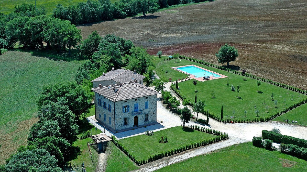 Casole d'Elsa Apartment | Bazzani Apartments