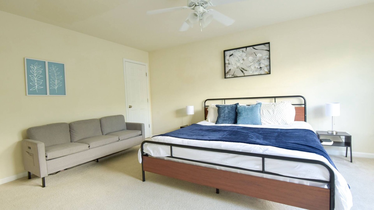 Charlottesville House | BBQ Grill, Fire-pit, 10 mins 2 downtown, 5 min UVA
