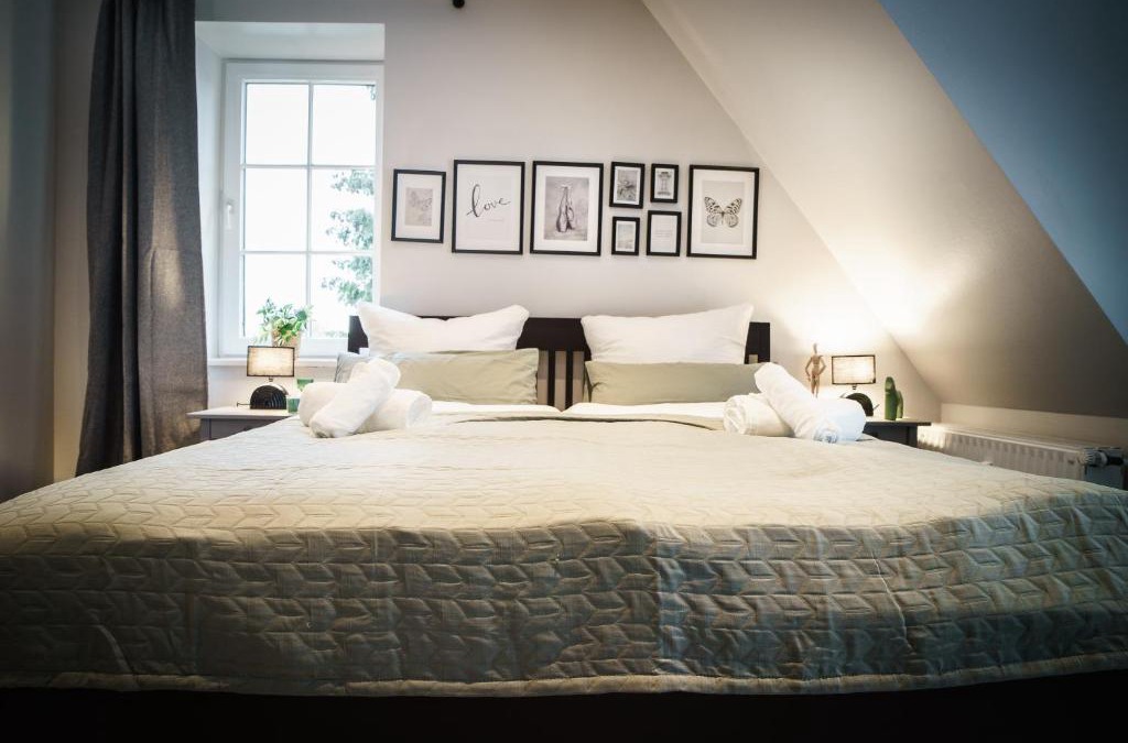 Mettingen Apartment | BBQ I XXL Rooftop I Kamin I King I Kücheninsel I Wasch I WOOON Design BnB I