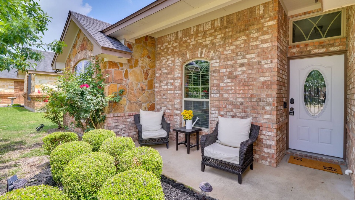 Killeen House | BBQ Ready: Harker Family Retreat w/Yard!