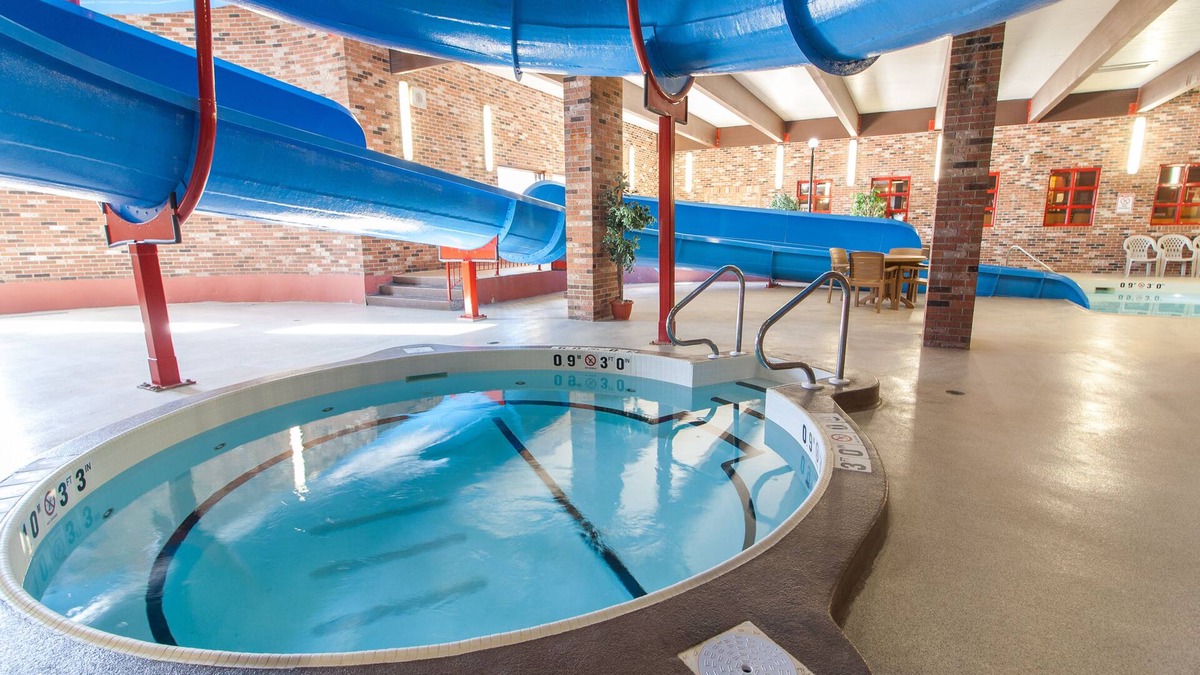 Lloydminster Hotel | BCMInns Lloydminster