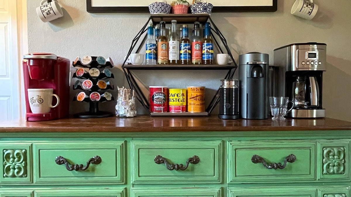 College Station House | BCS Back Forty- fully stocked home & great yard—close to A&M, great food & fun.