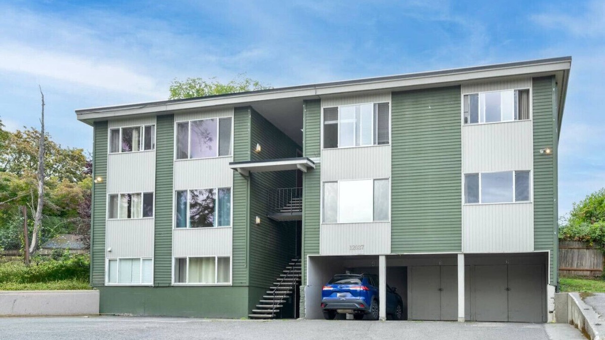 Highline Apartment | BD 37 5-Apt Complex (7b5b) Near Airport