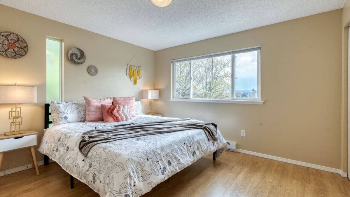 Highline Apartment | BD37 2b1b Apt Unit 2 @S Seattle close to airport