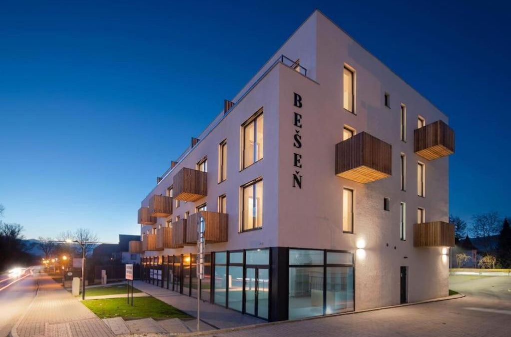 Besenova Apartment | Bešeň 207 Emila