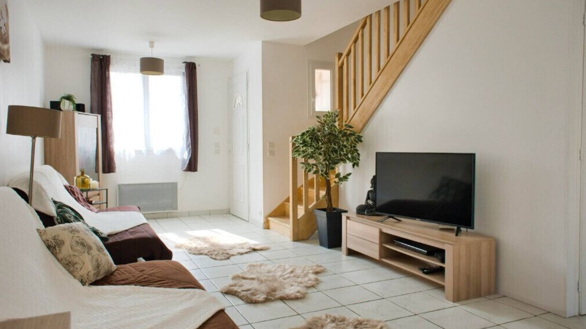 Saint-Hippolyte House | Beautiful 120m² house