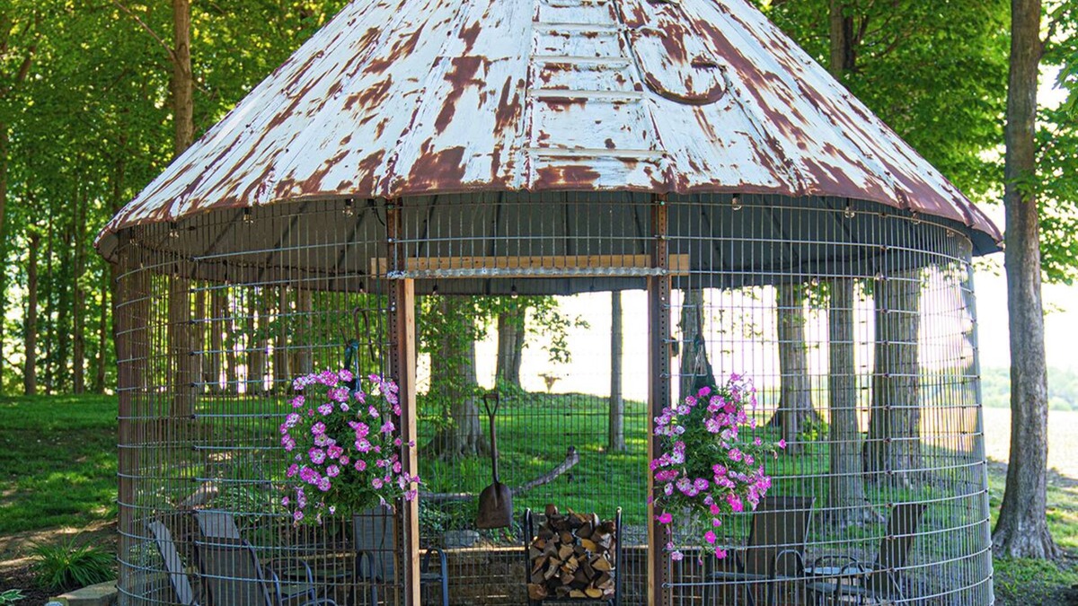 New Carlisle House | Be Our -Country- Guest