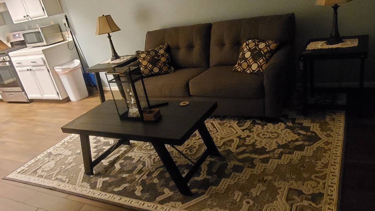 Salinas House | Be Our Guest for 10 at Simply a Spacious Stay