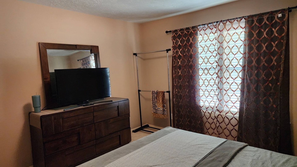 Sugar Land House | Be Our Guest!