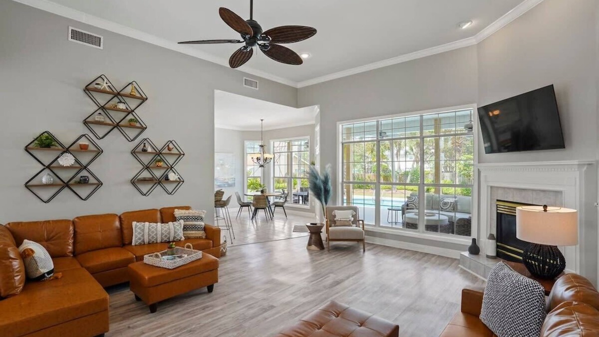 Port St. Joe House | Beach 2 Blocks, Private Resort Pool,2GolfCarts, 5Bdrms, 10Beds,3Baths,Sleeps 16