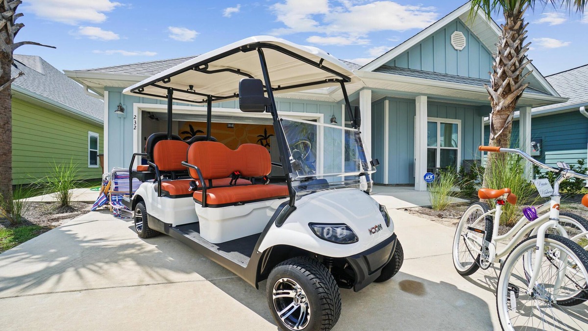 Port St. Joe House | Beach | 4BR + Game Room | Golf Cart + Bikes
