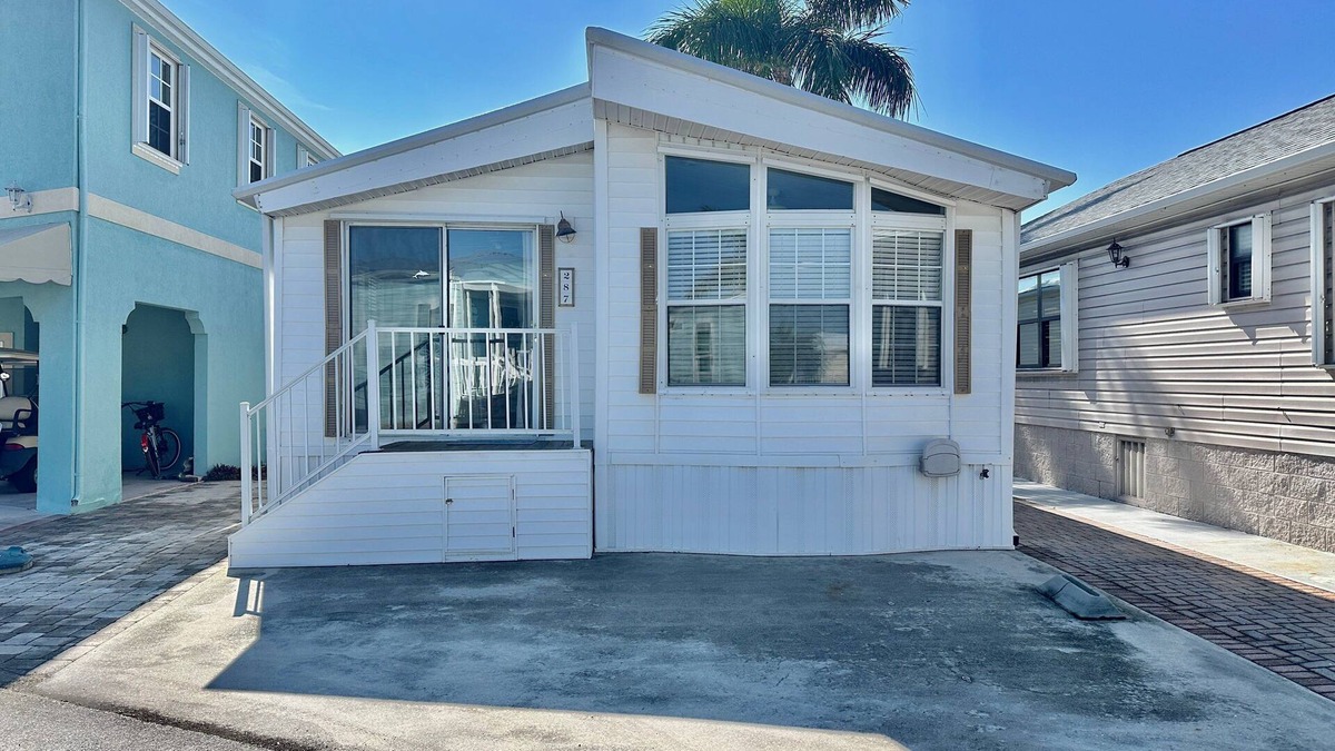 Nettles Island House | Beach Access home features an open floor plan with 2 bedrooms in a resort community