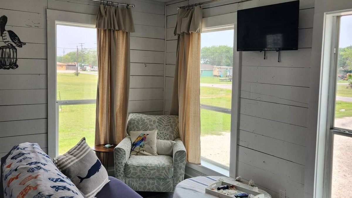 Port Lavaca Apartment | Beach adventure getaway!