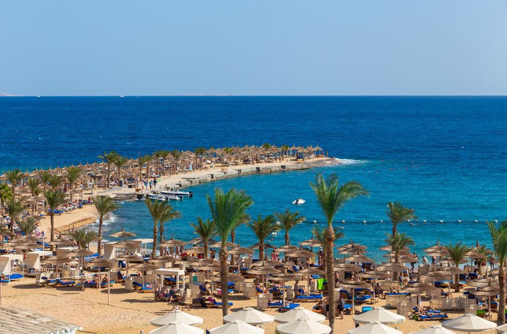 Village Road Resort | Beach Albatros The Club - Aqua Park