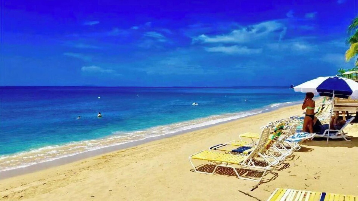 Stella Apartment | Beach Apartment, Walk to the Beach!