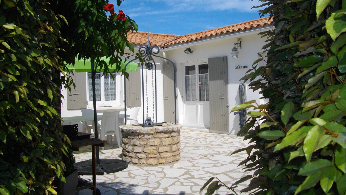 Le Bois-Plage-en-Re Villa | Beach at 15min and shops at 300m, ideal home for families and friends