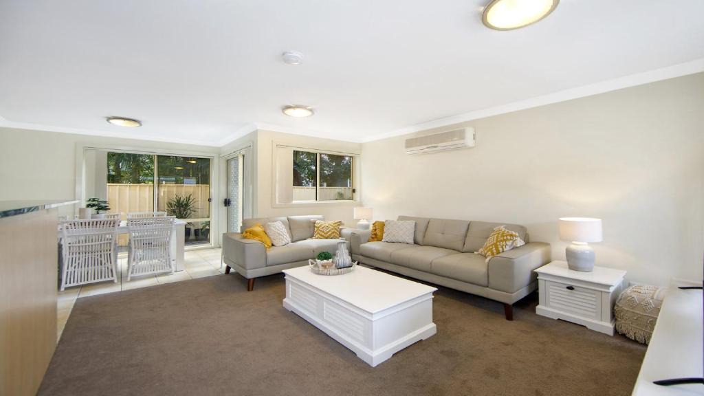Booker Bay House | Beach Blessings Ettalong Beach