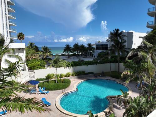 Hollywood South Central Beach Apartment | Beach Bliss Steps to Ocean, Pool & Game Room Fun