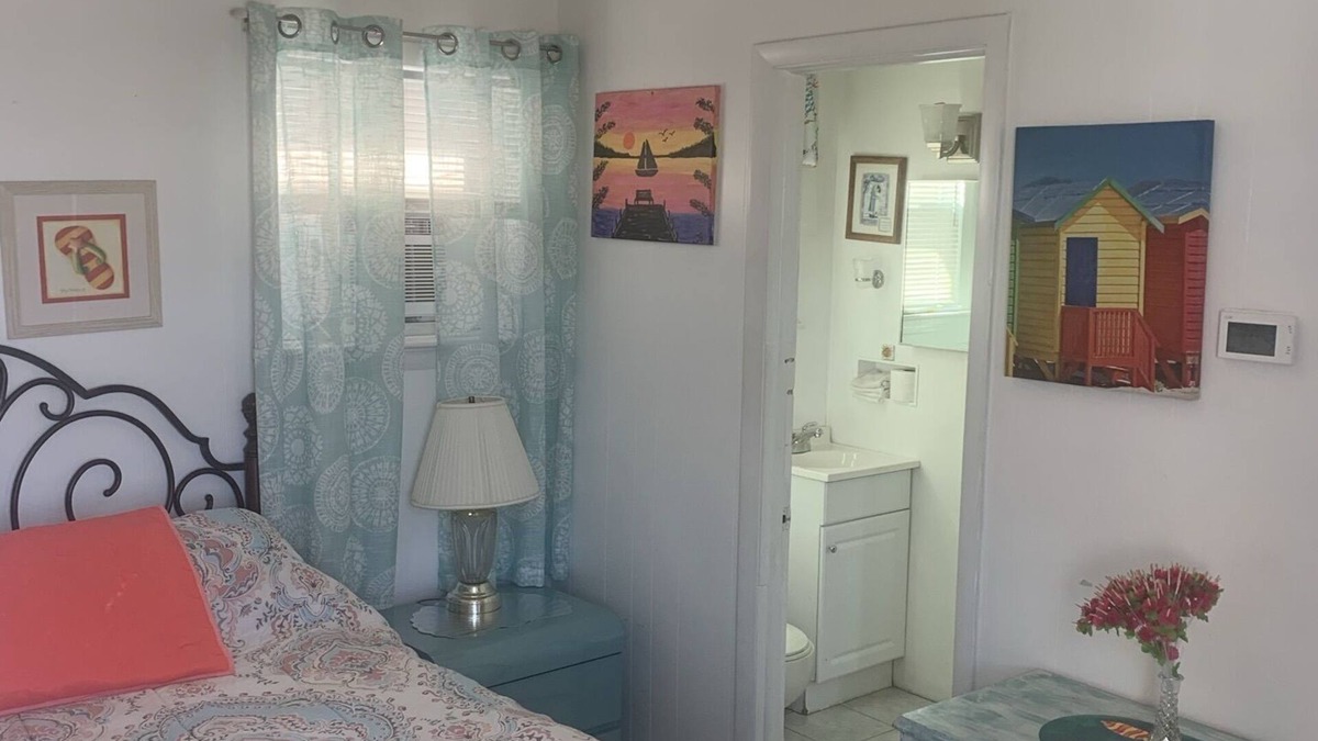 Seaside Heights Apartment | Beach/Boardwalk Block-Bright & Beachy