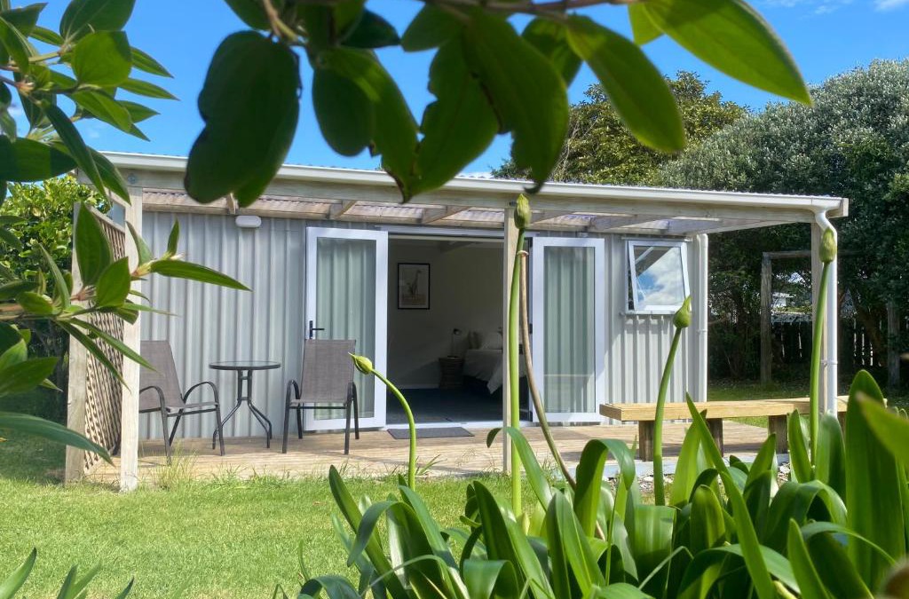 Waihi Beach House | Beach Break Cabin - short walk to beach and cafes