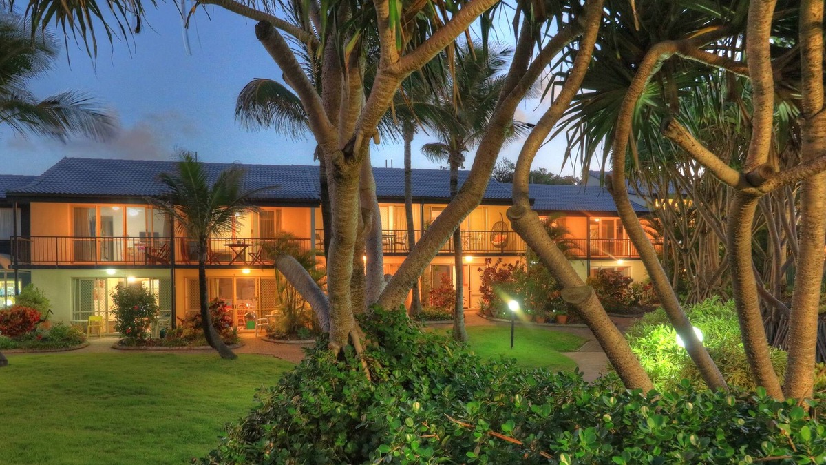 Sunrise Beach Apartment | Beach Breakers Resort