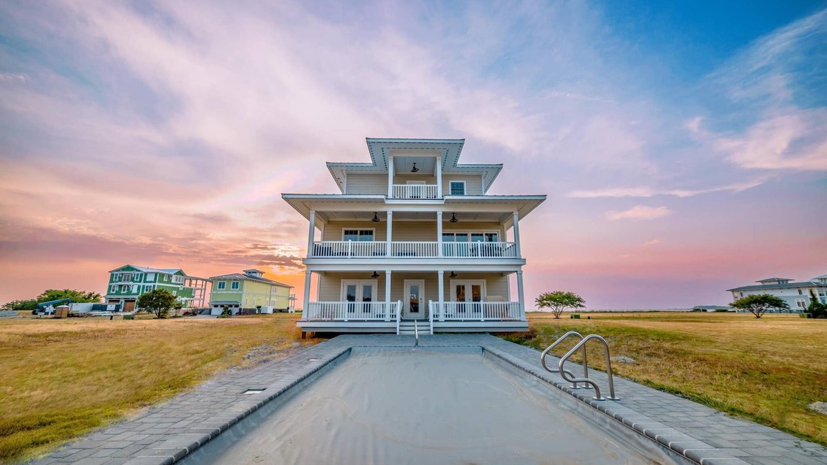 Cape Charles House | Beach Bums Only - Chesapeake Properties