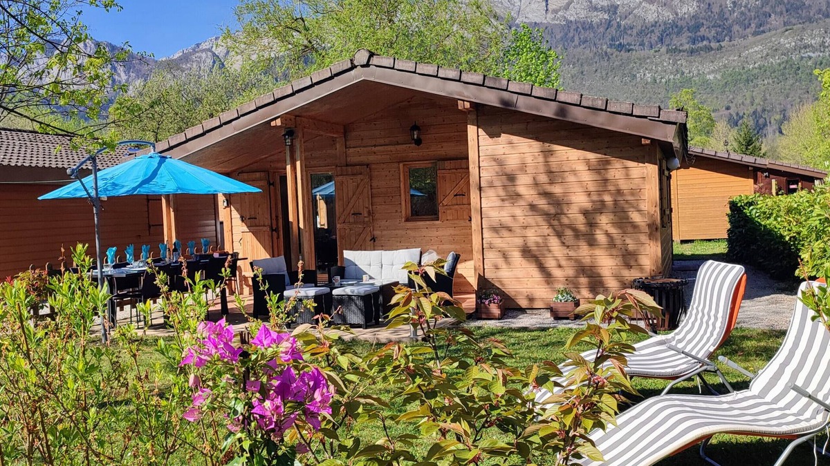 Verthier Ski Chalet | Beach Cabin on Lake Annecy
