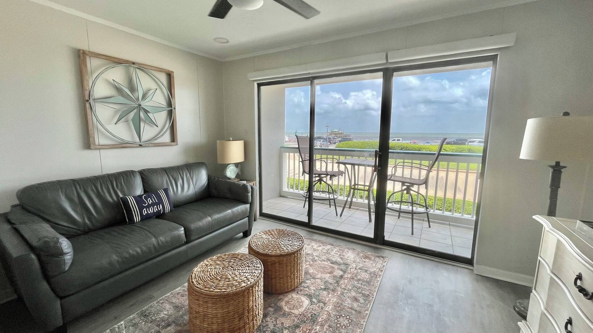 Galveston House | Beach Chair Service Incl 🏖️Beach Vibes