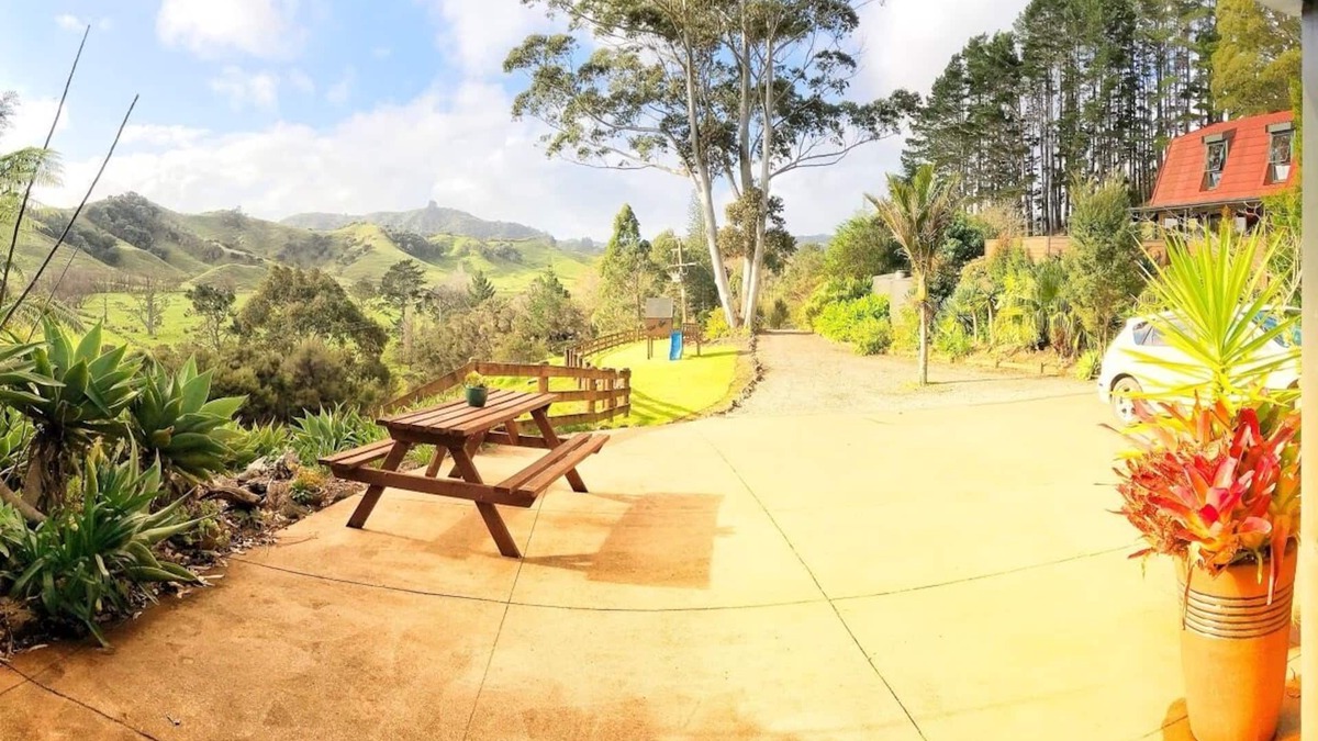 Kaeo Ski Chalet | Beach Chalet C - Whangaroa