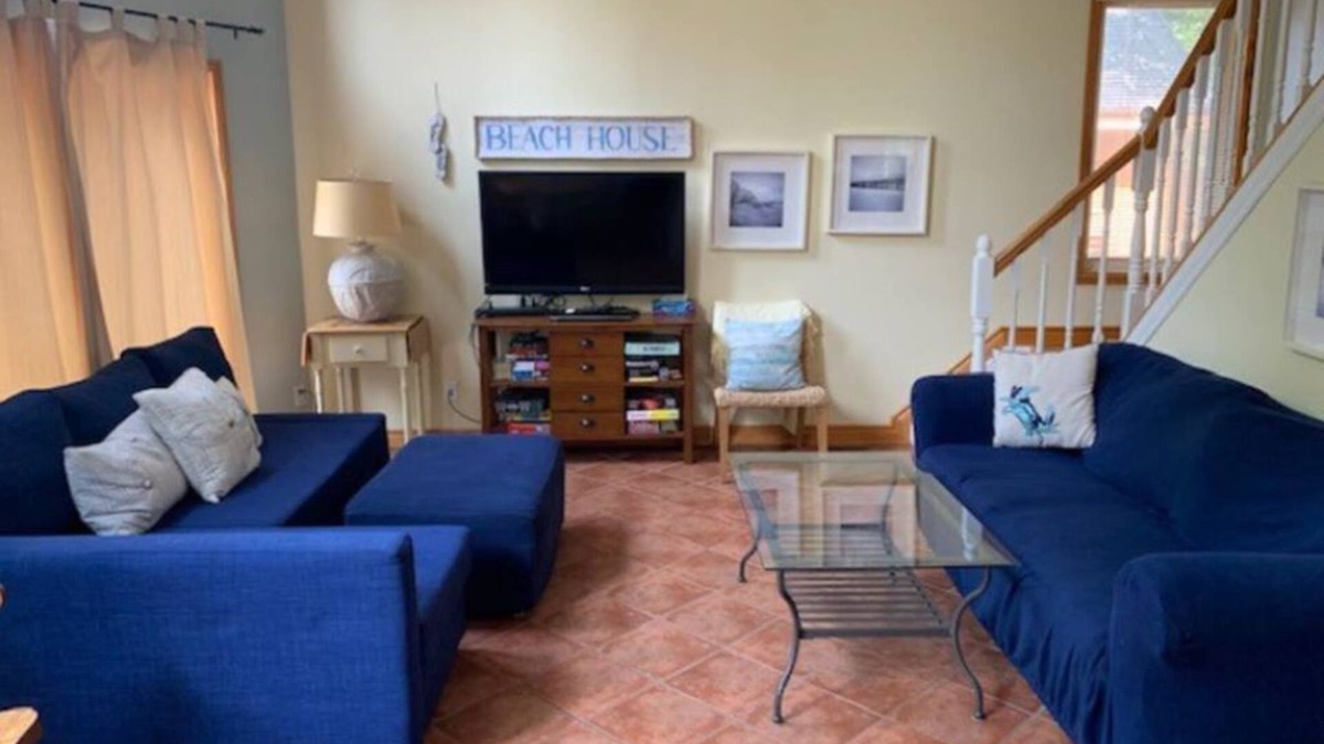 Grand Bend Cottage | Beach Chalet in Grand Bend