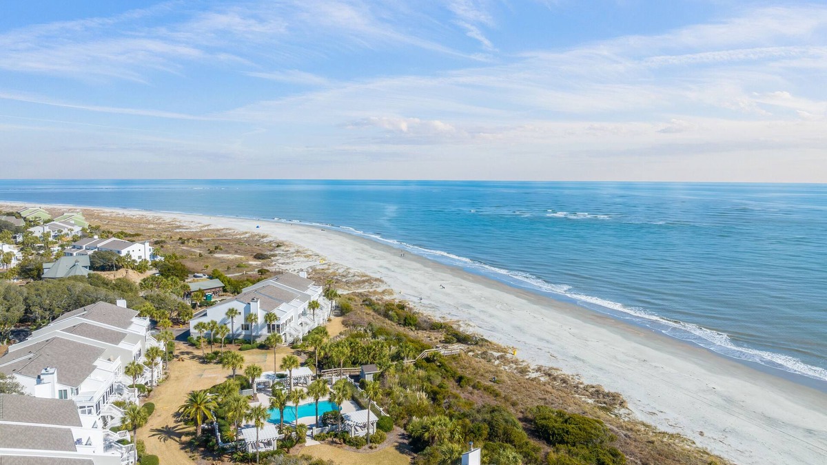Isle of Palms Villa | Beach Club Villa 27 - Beach Walkout! Oceanview!