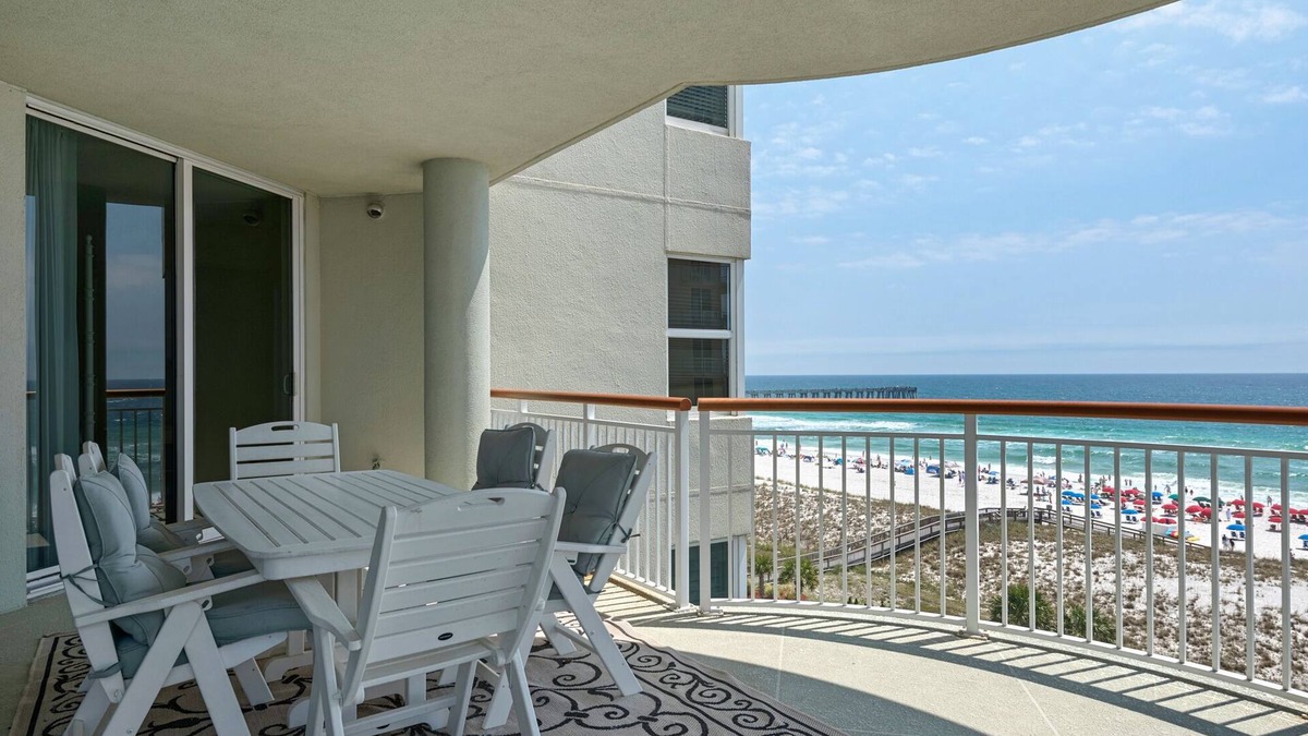 Sugar Beach Condo | Beach Colony 6D- 3BD/3BA Gulf front Condo Navarre Beach!
