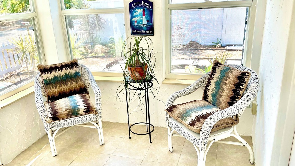 Gulfport Cottage | Beach Cottage in Gulfport