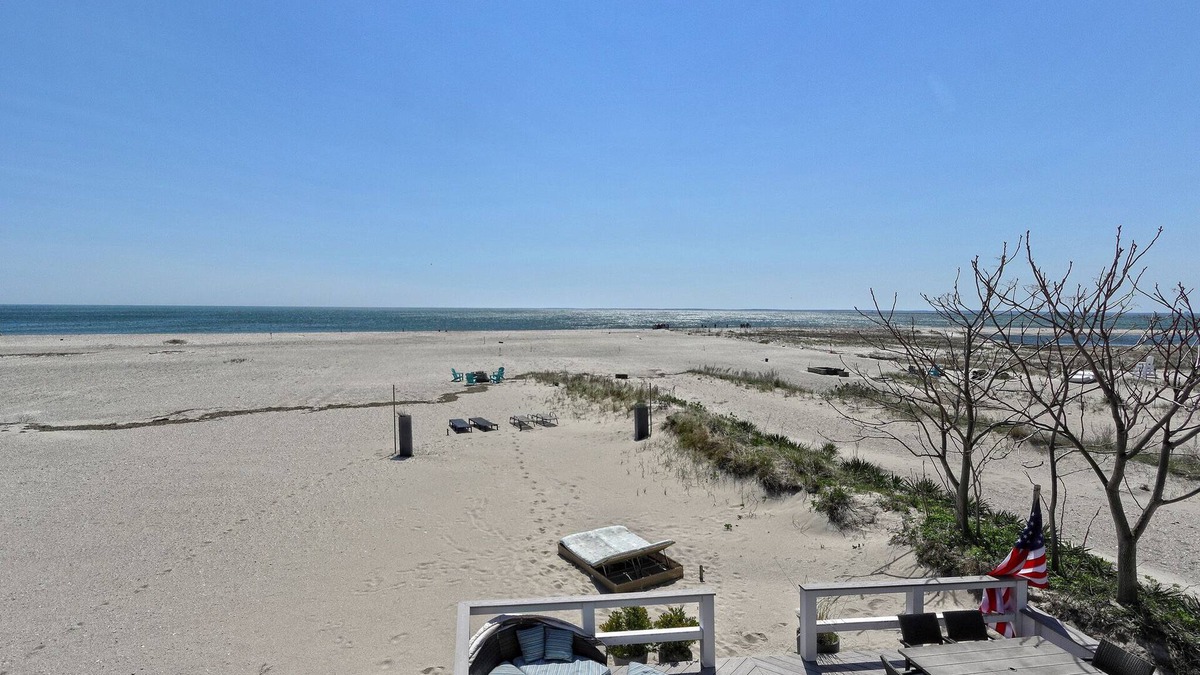 Devon Cottage | Beach cottage on private beach!