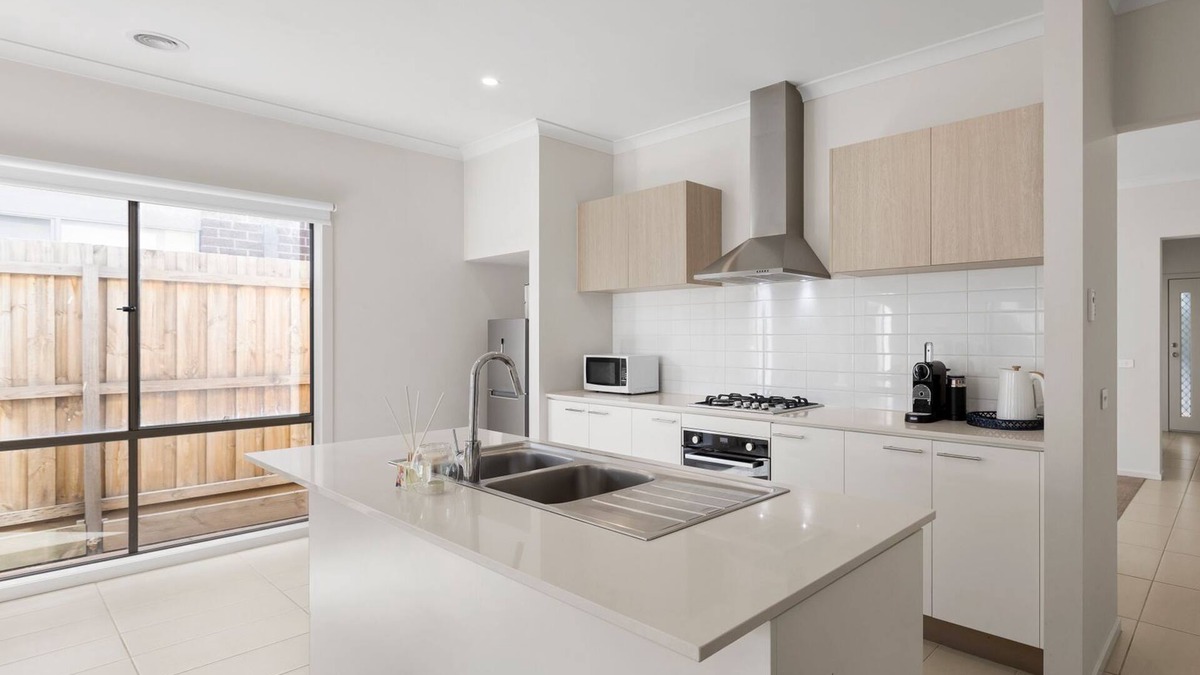 St Leonards House | Beach Days Holiday Home Short Walk to Foreshore