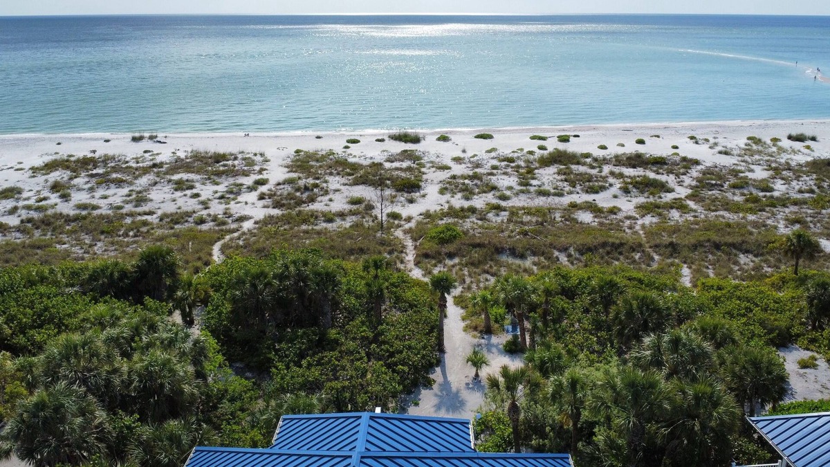 North Captiva House | BEACH DAYZ - LUXE TRUE OCEAN BEACH FRONT! AMAZING VIEWS + ISLAND CLUB AMENITIES!