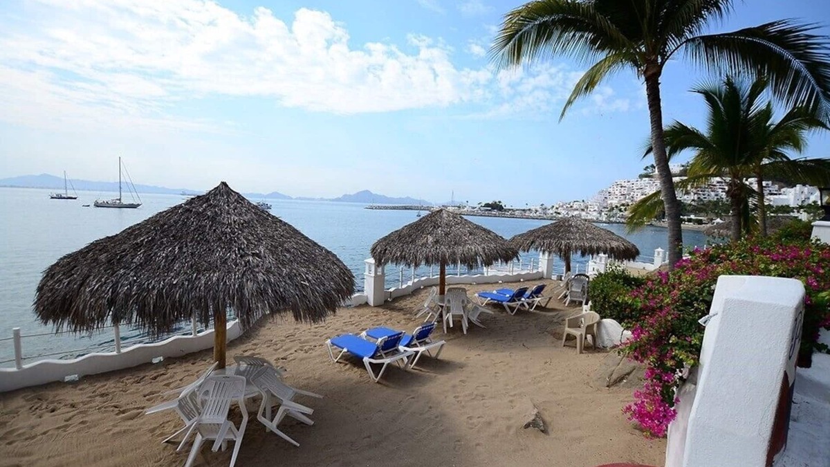 Peninsulas de Santiago House | Beach department