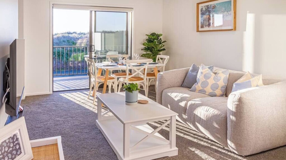 New Brighton House | Beach Front Abode- 2 Bed 2 Bath