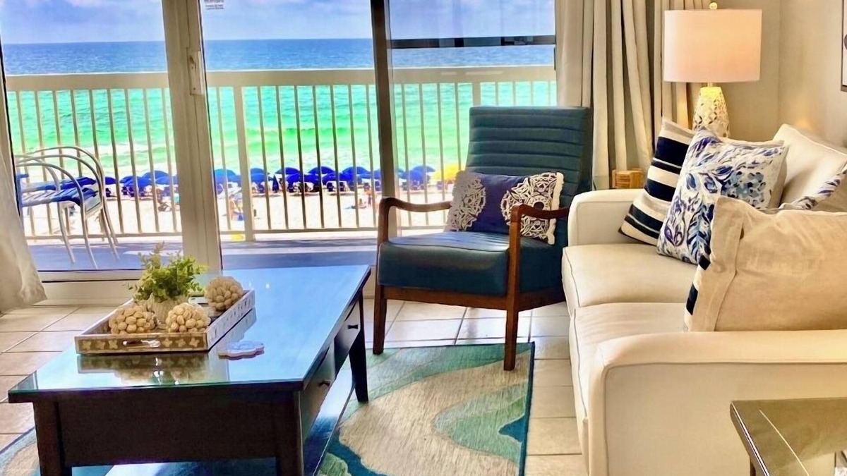Destin Resort | Beach Front condo, 3 pools private balcony,Free parking best Views,Tennis courts