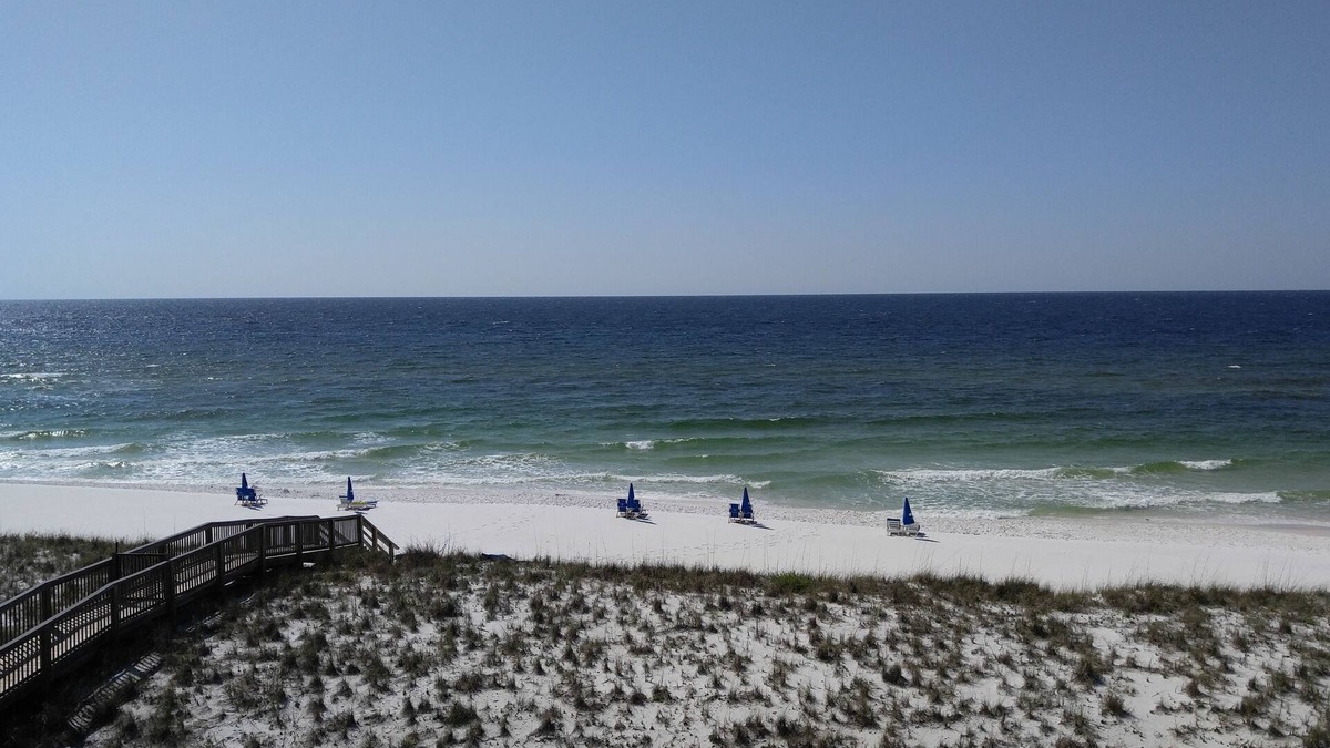 Navarre Beach Condo | Beach Front Condo at Emerald Surf