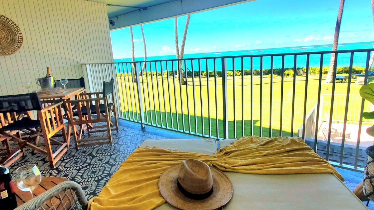 Punaluu Condo | Beach Front Condo w/Beautiful Sunrises on Private Sandy Beach + Turtles + Perfect Snorkel Spot