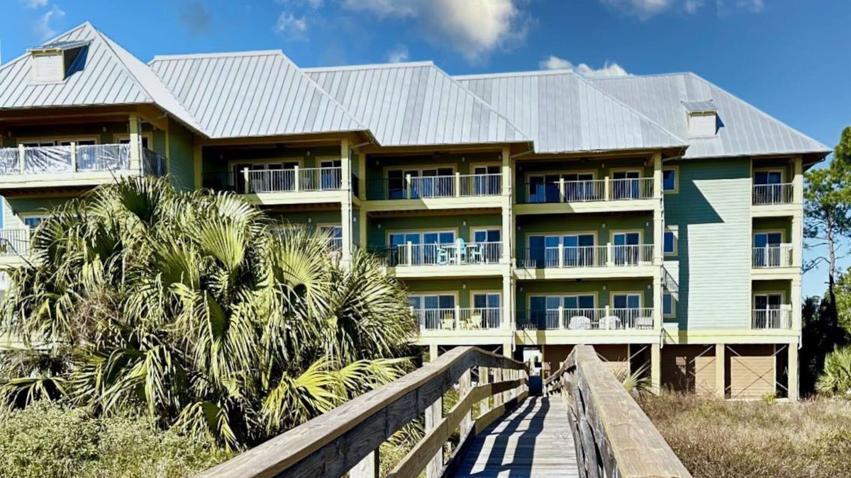 Cape San Blas Condo | Beach front Condo with stunning views, community pool, elevator, beach gear!